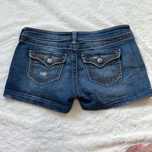 Denim shorts - Picture 7 of 7